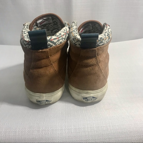 VANS Women’s US Size 7 W, Sk8-Hi MTE MONK - Picture 6 of 11